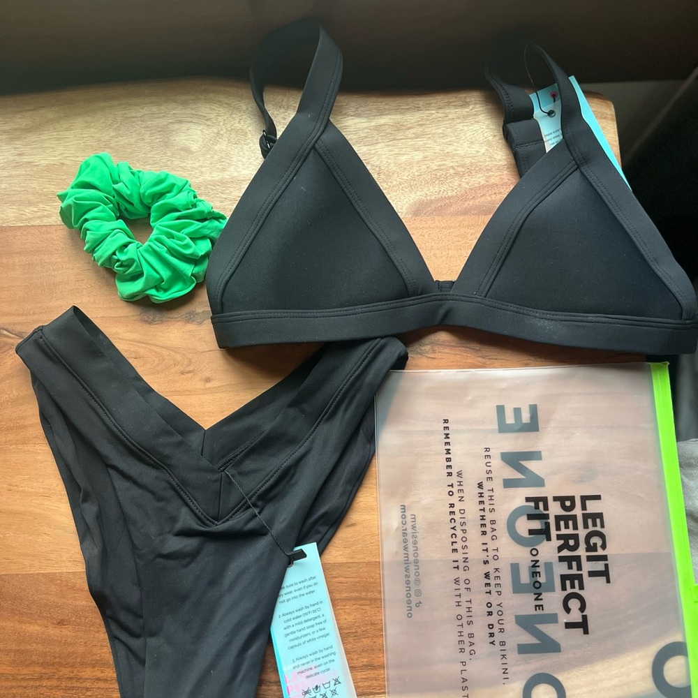 ONEONE Swimwear Bikini NWT!